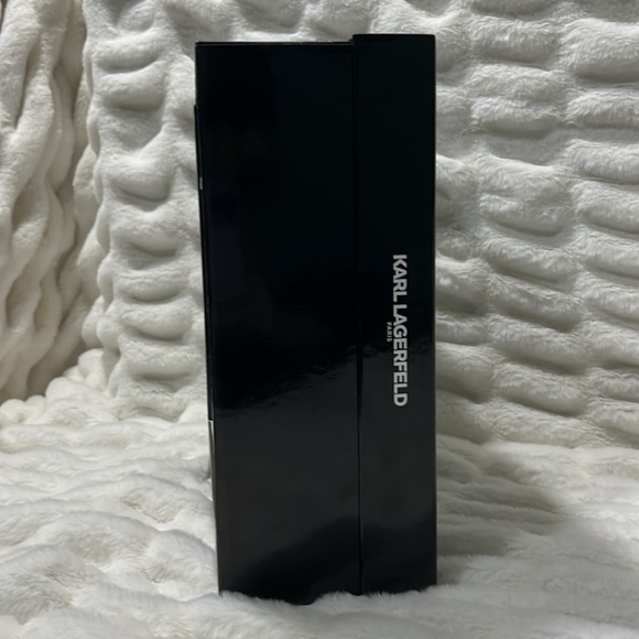 - ๐ New Karl Lagerfeld Paris 7 Multi Colored Crossbody Bag w/Guitar Strap - Picture 5 of 6